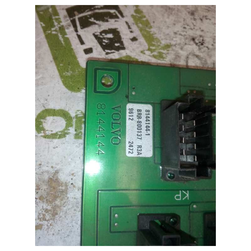 Recambio de caja reles / fusibles para volvo fh 12 asta 2001 e2 / e3 fsa  6x2/4 e2/e3 largo globetrotter (lhh2, l2h2) referencia - Blanco 2