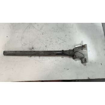 Recambio de soporte guardabarros trasero para renault magnum ab diesel referencia OEM IAM 21213203 21213202 