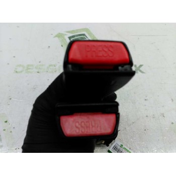 Recambio de enganche de cinturon trasero izquierdo para bmw serie 3 compacto (e36) 318tds referencia OEM IAM   