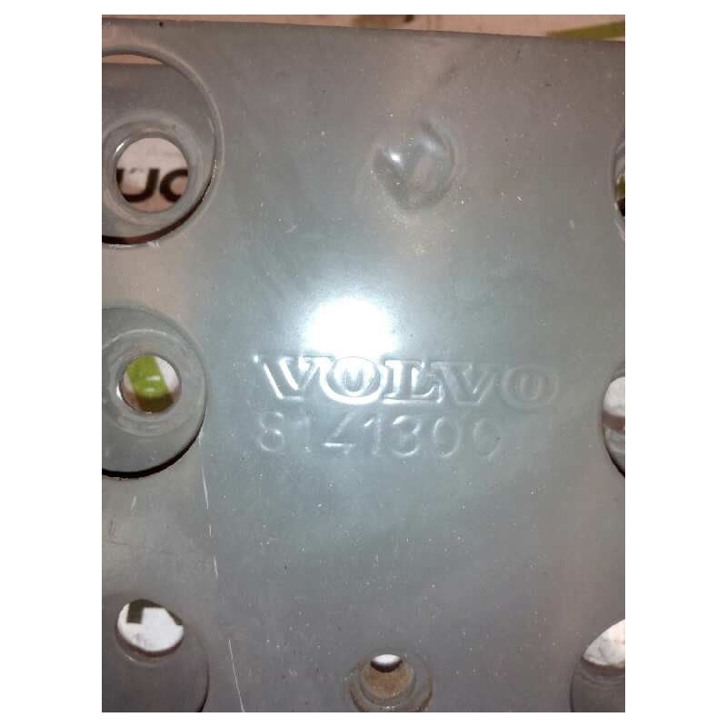 Recambio de soporte para volvo fh 12 asta 2001 e2 / e3 fsa  6x2/4 e2/e3 largo globetrotter (lhh2, l2h2) referencia OEM IAM 81413 - Blanco 2