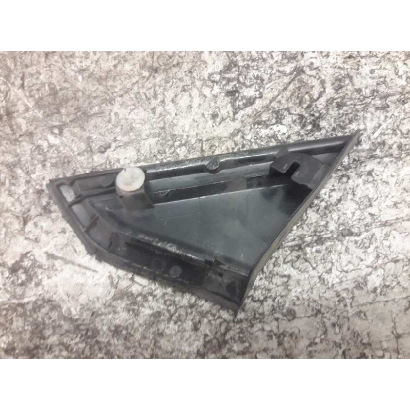 Recambio de moldura para citroën c4 berlina collection referencia OEM IAM 9653081077 9647011277 DELANTERA DERECHA 2