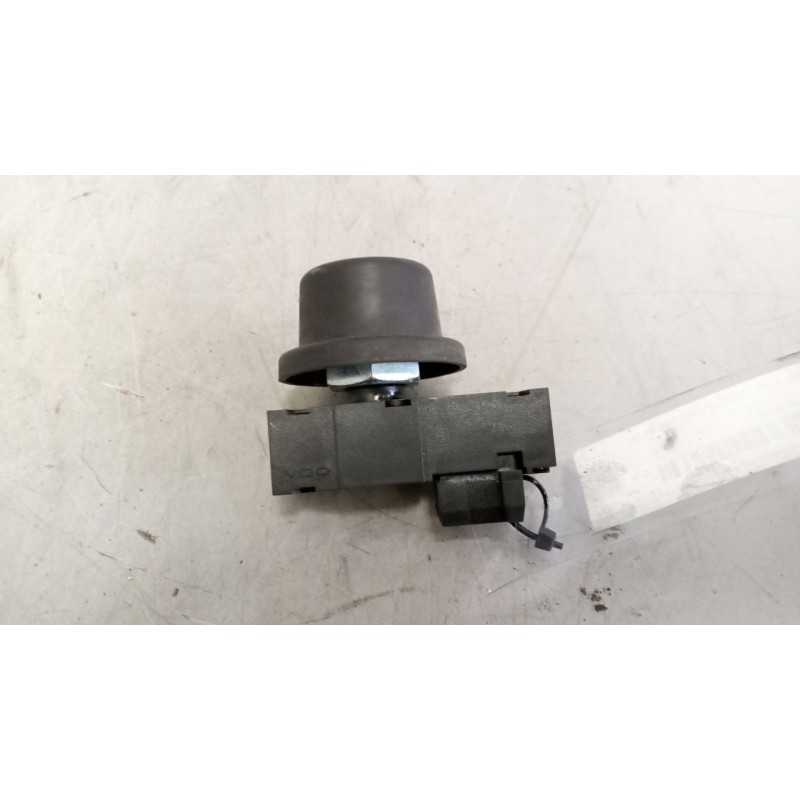 Recambio de interruptor para daf serie xf105.460 12.9 diesel referencia OEM IAM 1389674 - Blanco 3