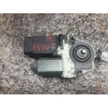 MOTOR ELEVALUNAS DELANTERO IZQUIERDO 1J1959801C 9776101430203 29 PINS