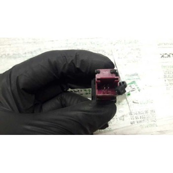 Recambio de mando cierre centralizado para mg mg zs zs 120 referencia OEM IAM YUG001070PMP  