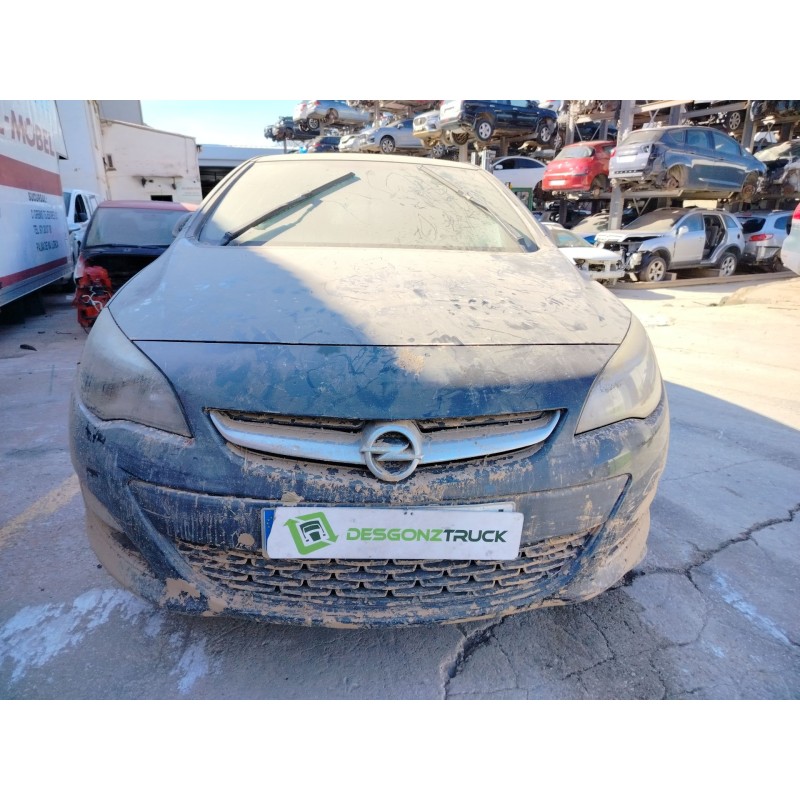 opel astra j (p10) del año 2012
