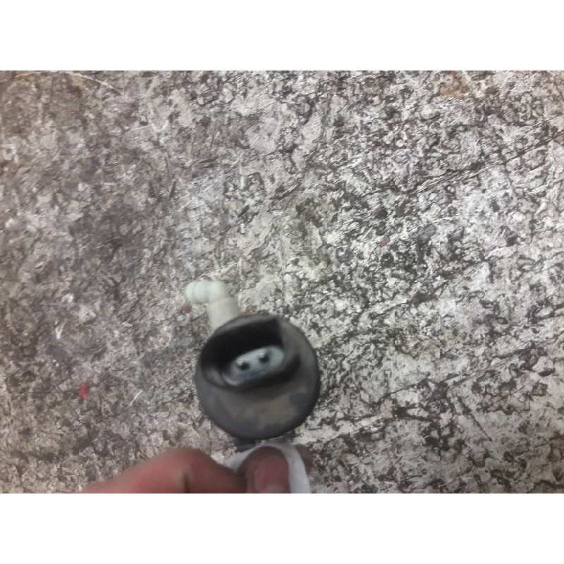Recambio de bomba limpia para volkswagen golf iv berlina (1j1) soul referencia OEM IAM 3130670001 2 PINS - Blanco 2