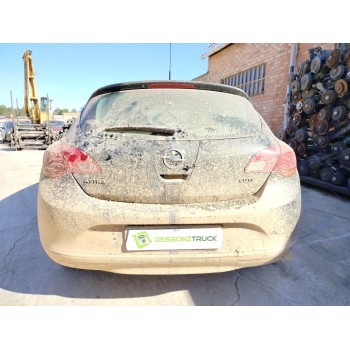 opel astra j (p10) del año 2012