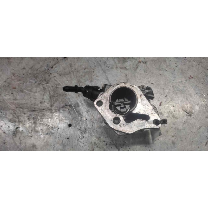 Recambio de depresor freno / bomba vacio para nissan note (e11e) acenta referencia OEM IAM - Negro 2