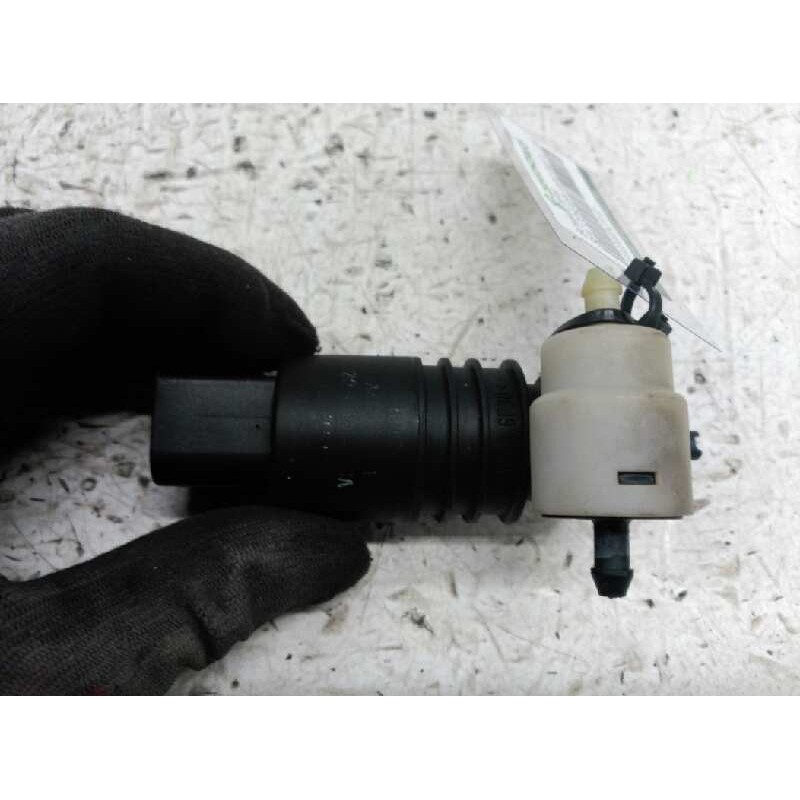 Recambio de bomba limpia para seat cordoba vario (6k5) referencia OEM IAM - Naranja 2