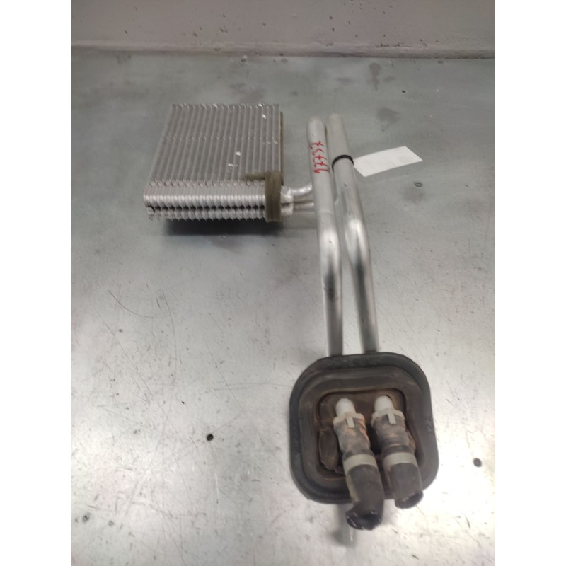 Recambio de radiador calefaccion / aire acondicionado para ford focus lim. (cb8) titanium referencia OEM IAM 3