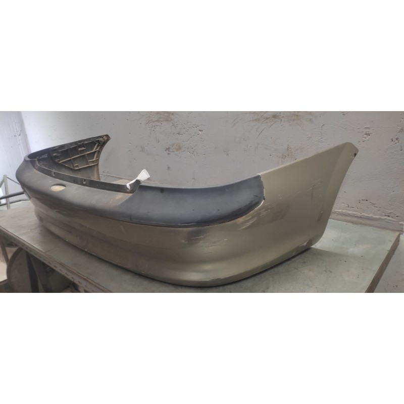 Recambio de paragolpes trasero para opel vectra b berlina básico referencia OEM IAM 7