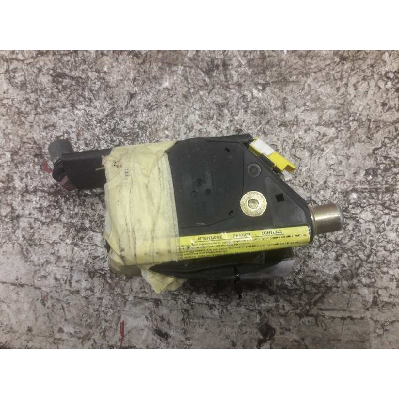 Recambio de cinturon seguridad delantero derecho para fiat doblo (119) 1.9 d active (05.2004) referencia OEM IAM 33015833D  