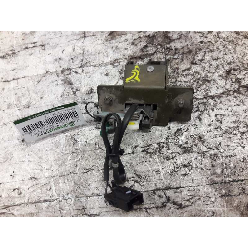 Recambio de cerradura maletero / porton para nissan primera berlina (p11) básico referencia OEM IAM 2