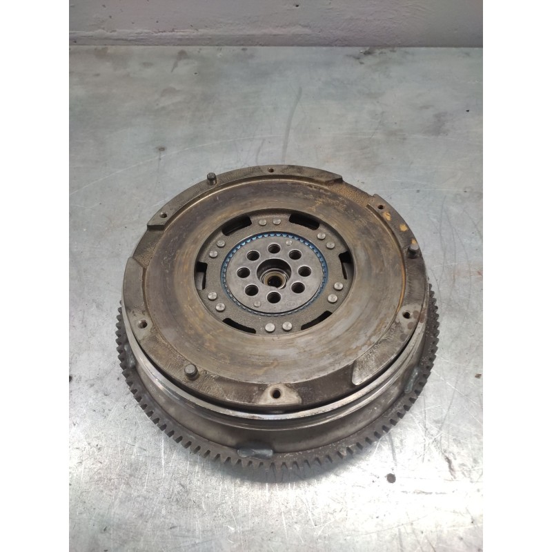 Recambio de volante motor para volkswagen lt caja cerrada / combi (mod. 1997) lt 46 caja cerrada / techo elevado referencia OEM - Blanco