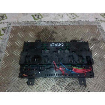 Recambio de caja reles / fusibles para volvo fh xxx fsa 4x2 low corto referencia OEM IAM 20568055  