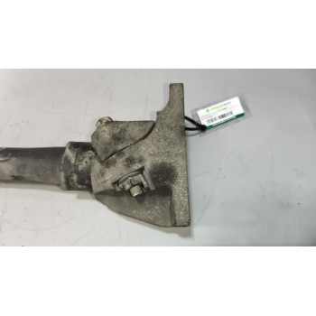 Recambio de soporte guardabarros trasero para renault magnum ab diesel referencia OEM IAM 21213203 21213202 