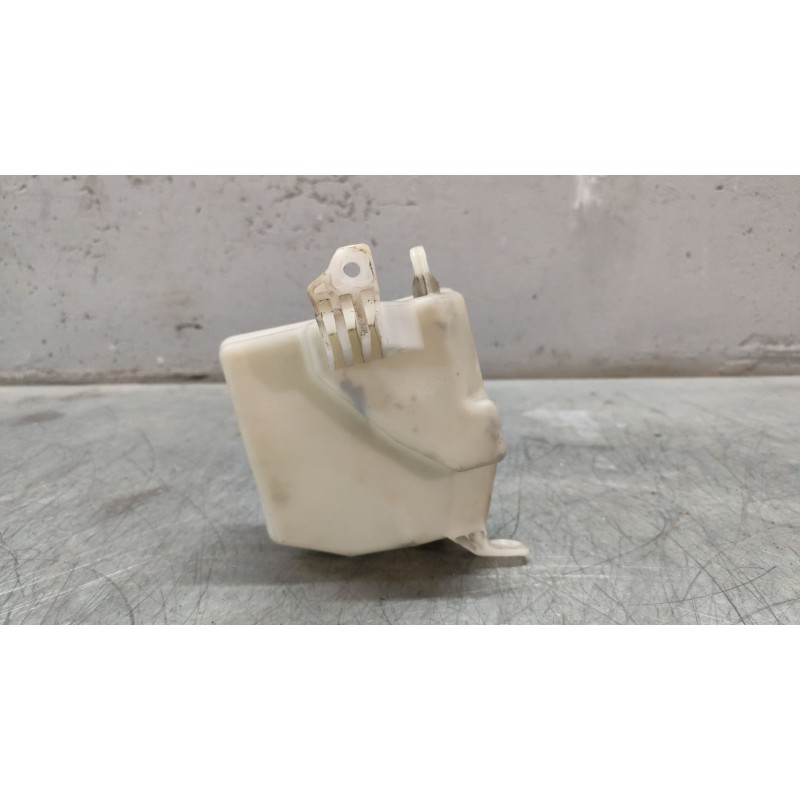 Recambio de deposito expansion para hyundai i30 (gd) 1.6 crdi referencia OEM IAM 25430A2000 - Blanco 2