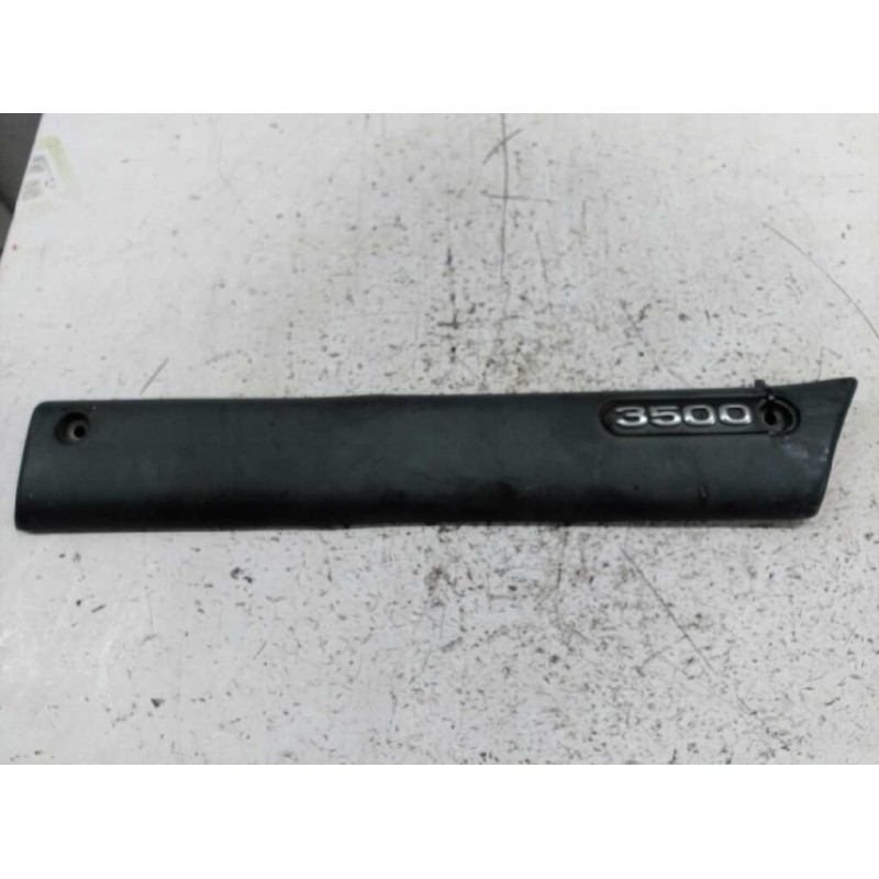 Recambio de moldura para opel movano chasis - volquete, medio 3.5t referencia OEM IAM 7701692581 DELANTERA DERECHA 68 CM