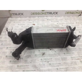 Recambio de intercooler para opel astra h berlina cosmo referencia OEM IAM 13213402 WTP8630 