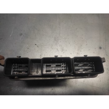 Recambio de centralita motor uce para renault scenic ii emotion referencia OEM IAM 8200321263 8200387138 215842882A