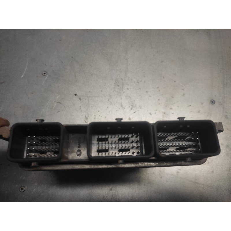 Recambio de centralita motor uce para renault scenic ii emotion referencia OEM IAM 8200321263 8200387138 215842882A - Azul 2