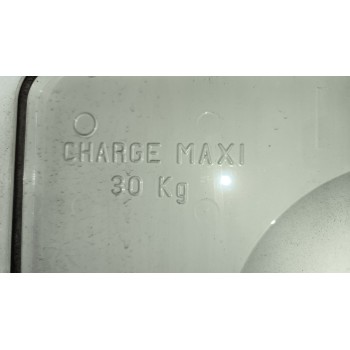 Recambio de peldaño izquierdo para renault magnum ab diesel referencia OEM IAM 5010574327  