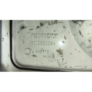 Recambio de peldaño izquierdo para renault magnum ab diesel referencia OEM IAM 5010574327  