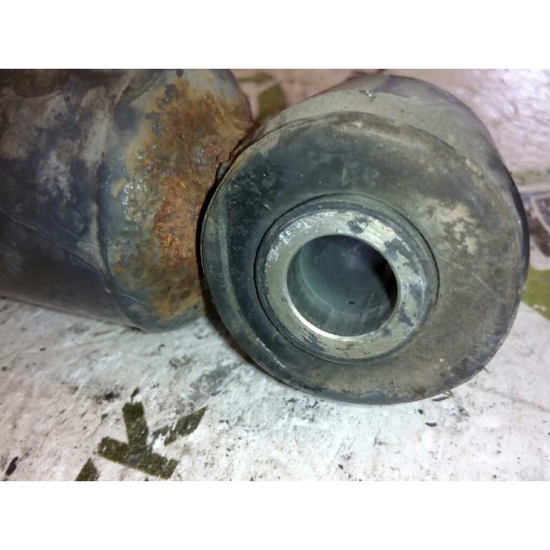Recambio de amortiguador delantero para iveco stralis (as) fsa t / fp lt 4x2 gran espacio referencia OEM IAM 471700131234 412184 2
