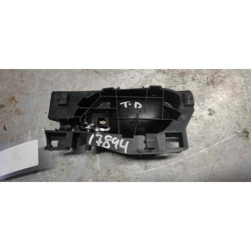Recambio de maneta interior trasera derecha para peugeot 208 active referencia OEM IAM 96605253 - Negro 2