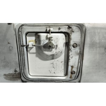 Recambio de peldaño izquierdo para renault magnum ab diesel referencia OEM IAM 5010574327  