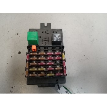 CAJA RELES / FUSIBLES 504050822 