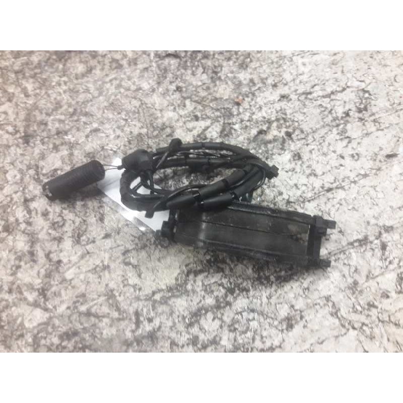 Recambio de pastillas de freno traseras para bmw serie 3 berlina (e46) 320d referencia OEM IAM 90R01250334 - Negro 2