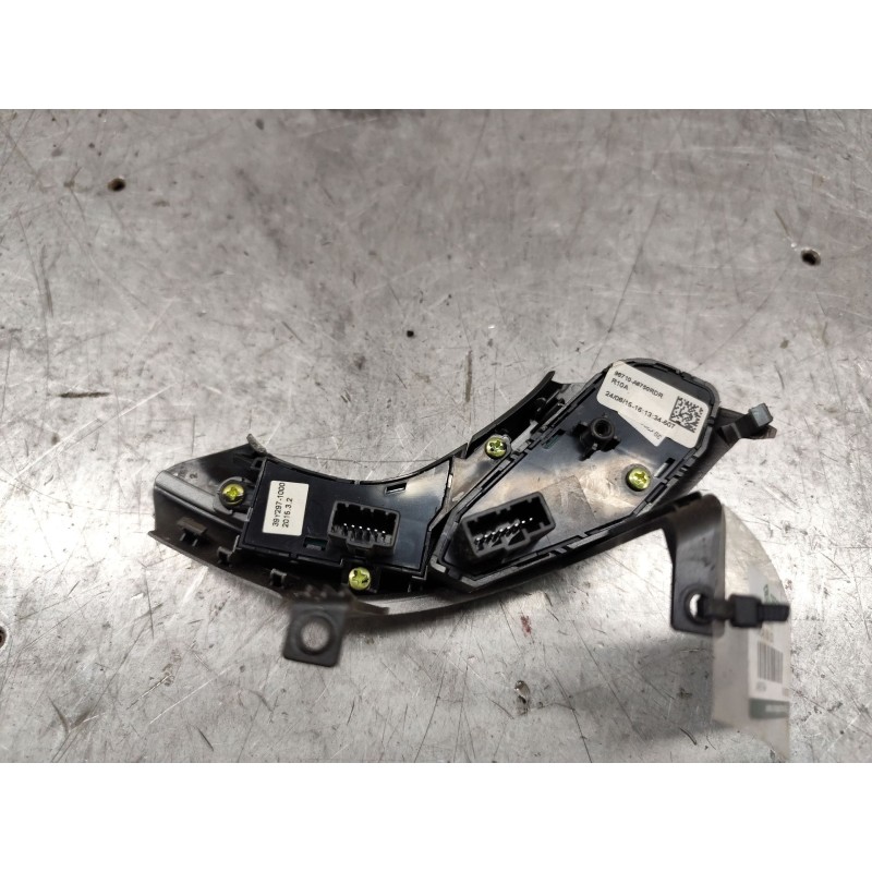 Recambio de mando volante para hyundai i30 (gd) 1.6 crdi referencia OEM IAM 96710A6750RDR - Blanco 2