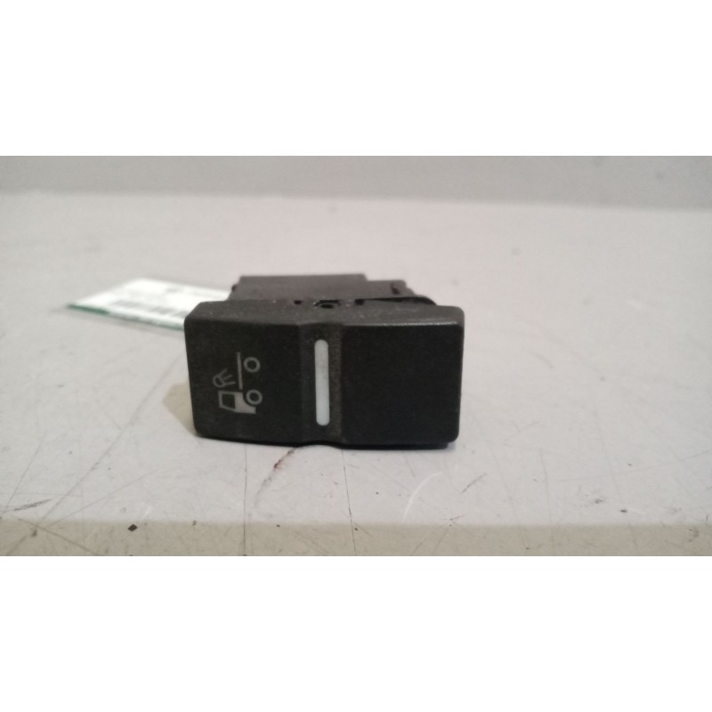 Recambio de interruptor para man tgx 18.xxx 12.4 diesel referencia OEM IAM 81255250211  