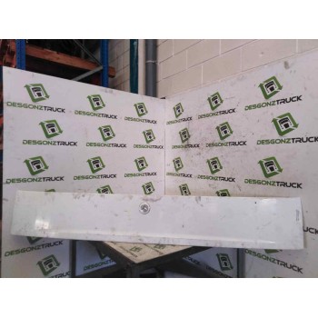 Recambio de calandra para mercedes-benz axor 2-ejes 18 ton 2004 referencia OEM IAM A9737500009  