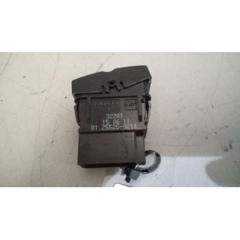 Recambio de interruptor para man tgx 18.xxx 12.4 diesel referencia OEM IAM 81255250211  