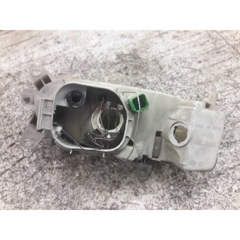 Recambio de faro izquierdo para ford escort berl./turnier atlanta berlina referencia OEM IAM 3