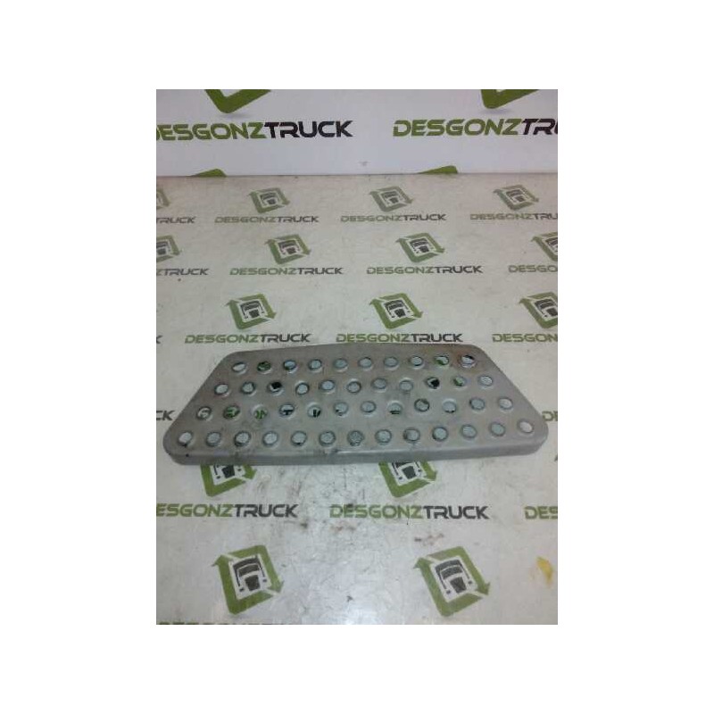 Recambio de huella peldaño para man tg - a 18.xxx fg / bb   (e3/e4) l referencia OEM IAM DERECHA/ARRIBA  