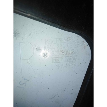 Recambio de deflector derecho para mercedes-benz axor 2-ejes 18 ton 2004 referencia OEM IAM A9448840522 A9448840122 