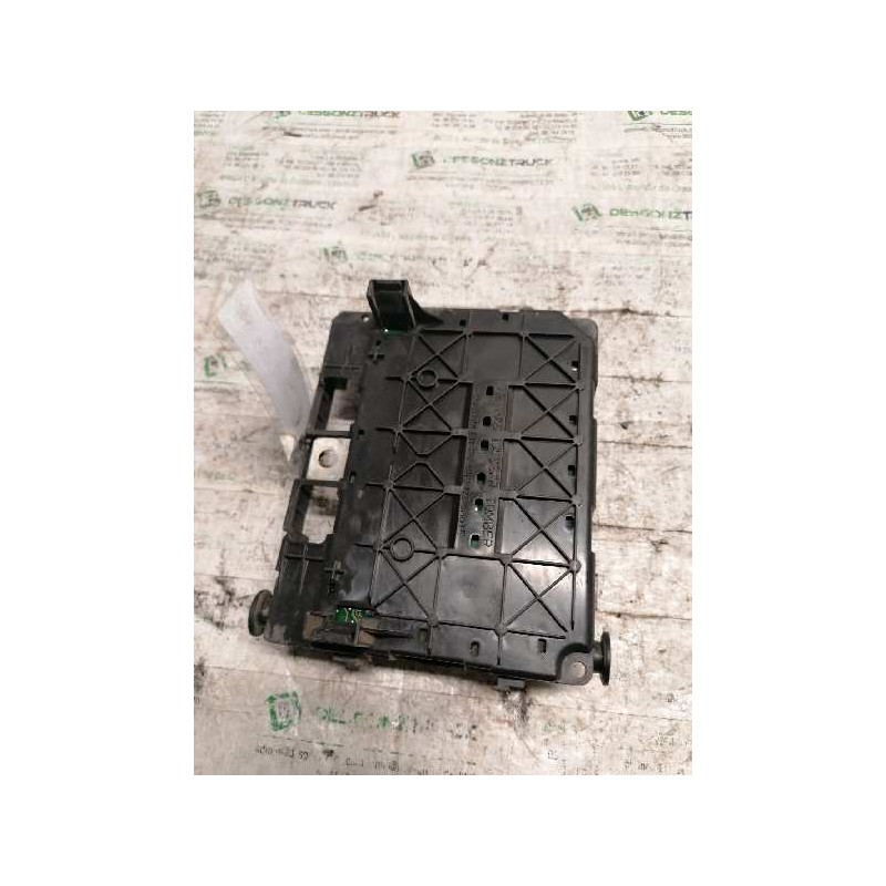 Recambio de caja reles / fusibles para peugeot 206 sw x-line referencia OEM IAM 9643498980 S118470002E BSM 2