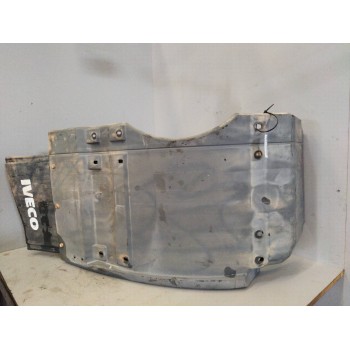 Recambio de guardabarros delantero derecho para iveco stralis (as) fsa t / fp lt 4x2 gran espacio referencia OEM IAM 504003993  