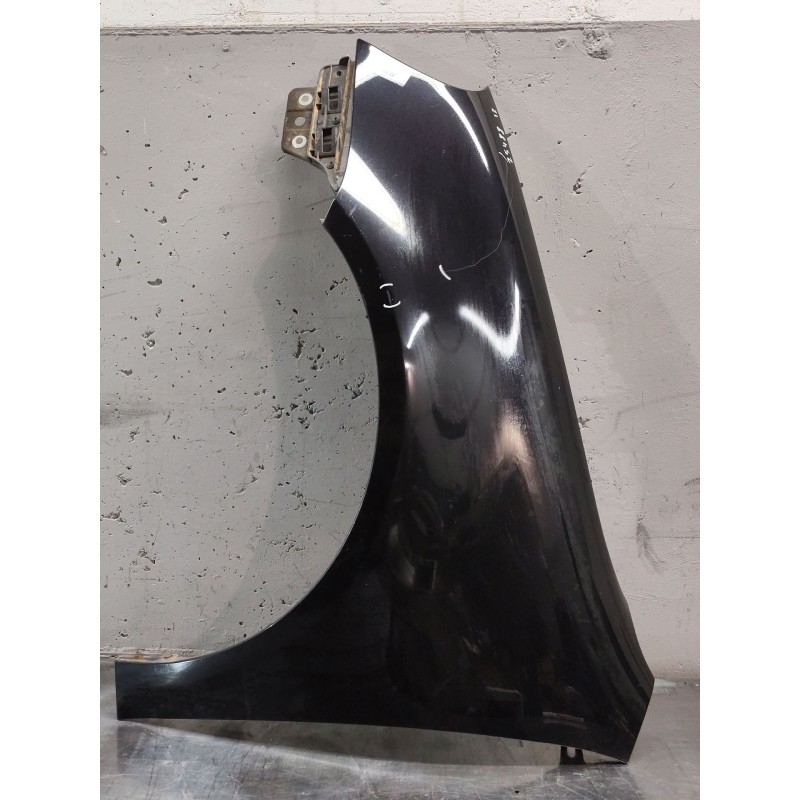 Recambio de aleta delantera izquierda para volkswagen golf v (1k1) 1.9 tdi referencia OEM IAM   