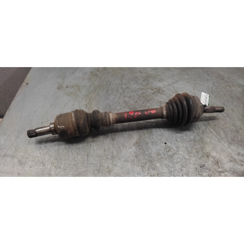 Recambio de transmision delantera izquierda para peugeot 206 berlina 1.9 diesel referencia OEM IAM  23MM MANGUETA 26MM CAMBIO 2