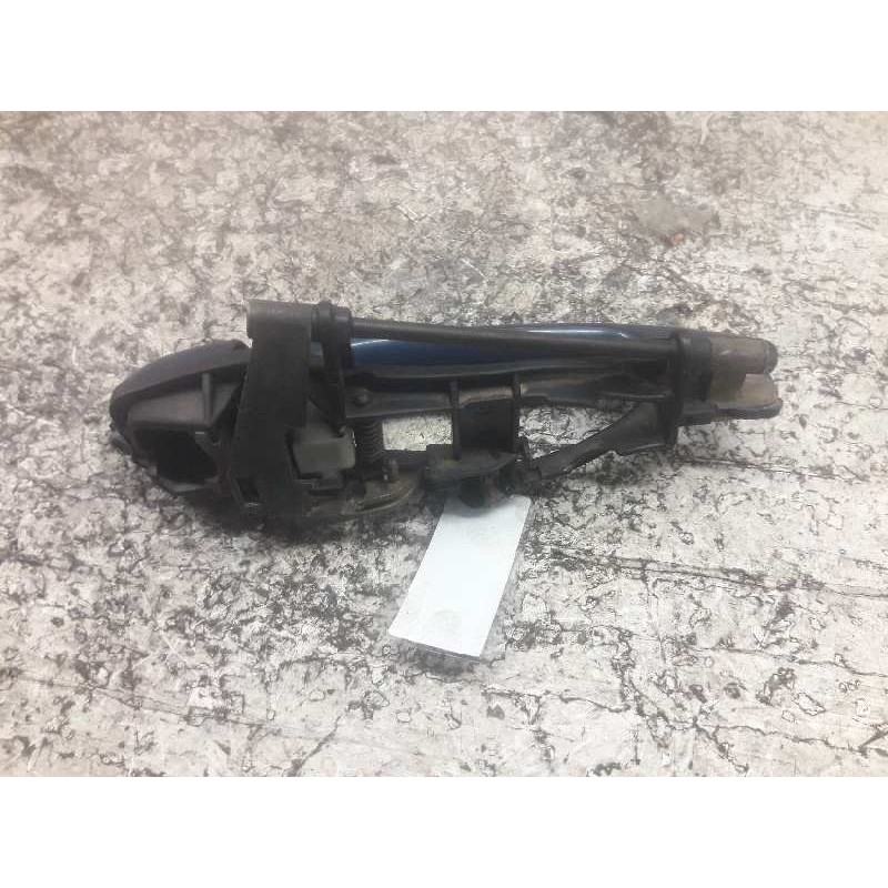 Recambio de maneta exterior trasera izquierda para bmw serie 3 berlina (e46) 2.0 16v diesel cat referencia OEM IAM 51218253453 - Azul 2