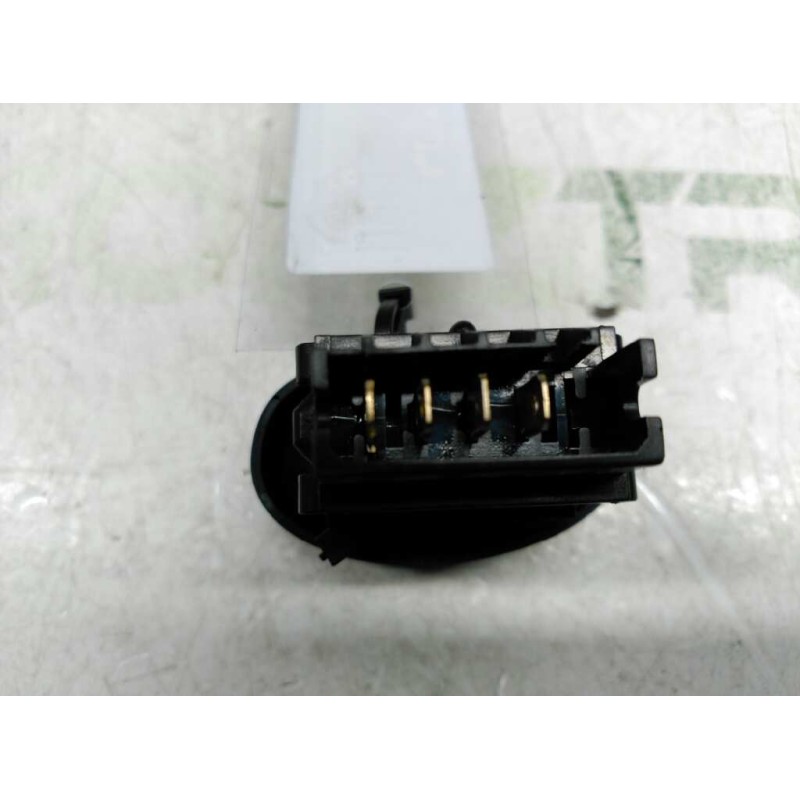Recambio de boton antivaho para renault megane i berlina hatchback (ba0) 1.4e rn (baoe) referencia OEM IAM 2
