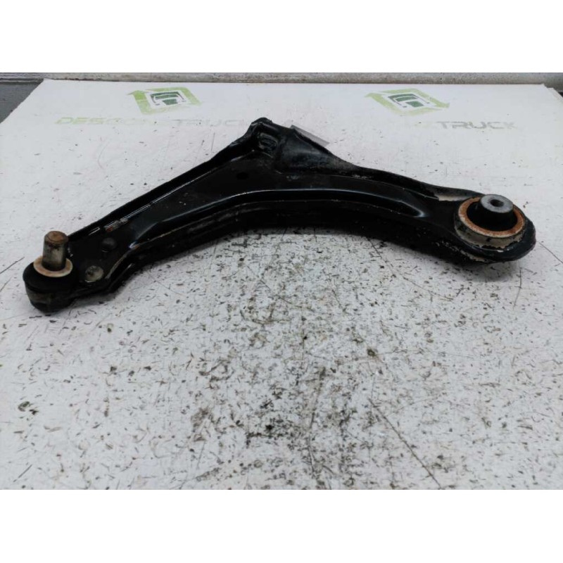 Recambio de brazo suspension inferior delantero izquierdo para mercedes-benz vito (w638) combi 110 cdi (638.194) referencia OEM - Blanco