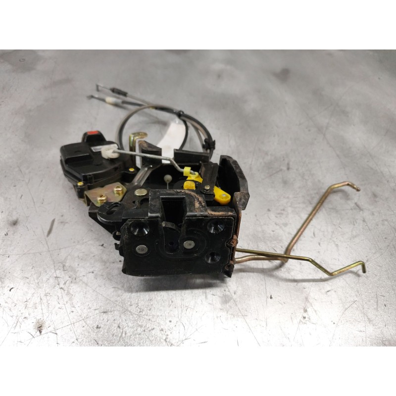 Recambio de cerradura puerta delantera izquierda para hyundai accent (mc) gl referencia OEM IAM  5 PINS 
