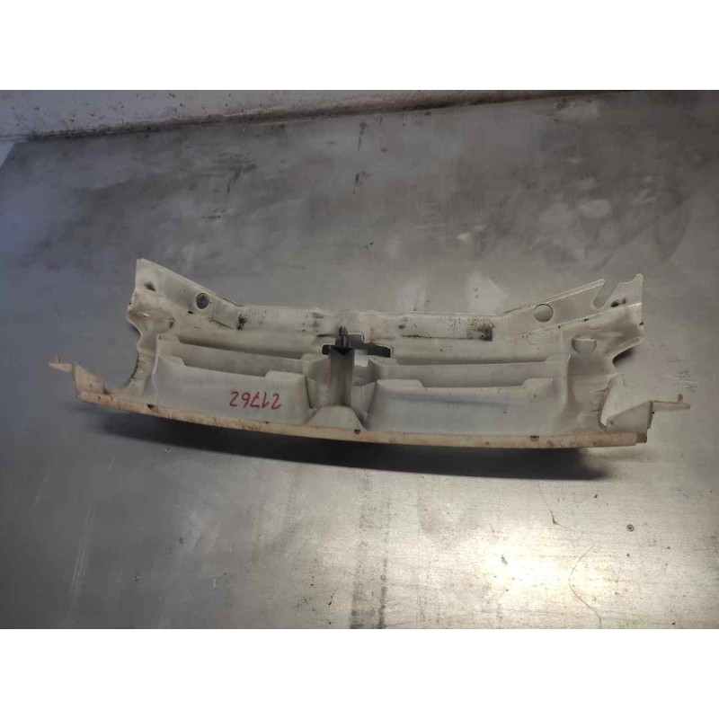 Recambio de rejilla delantera central para citroën berlingo 1.9 600 d furg. referencia OEM IAM - Blanco 2