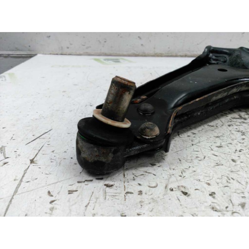 Recambio de brazo suspension inferior delantero izquierdo para mercedes-benz vito (w638) combi 110 cdi (638.194) referencia OEM - Blanco 2