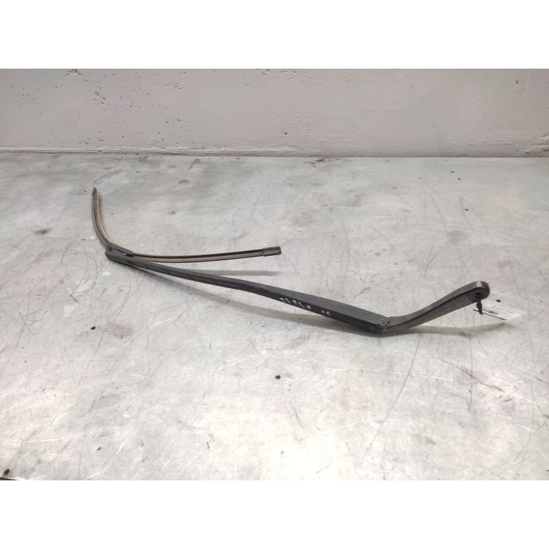 Recambio de brazo limpia delantero izquierdo para peugeot 307 berlina (s2) 1.6 hdi referencia OEM IAM   